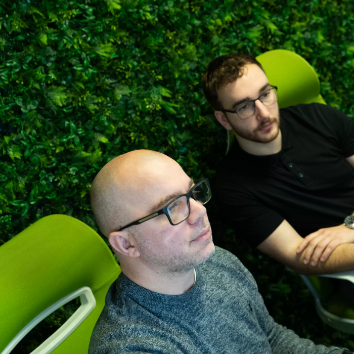 We Build Mobile Apps That *Perform, Scale, and Deliver*